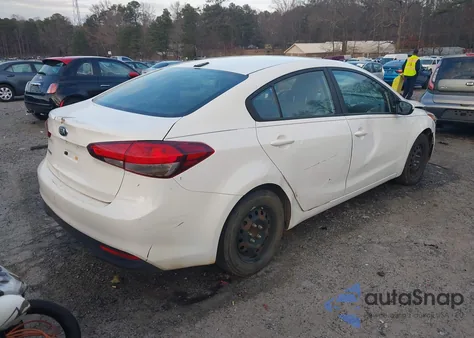 2017 Kia Forte Lx z USA, uszkodzony, nr VIN 3KPFK4A75HE094483